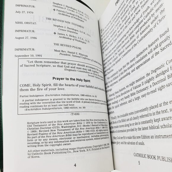 New American Bible Saint Joseph Giant Print Vintage 90s Gold Gilded Unread - Picture 6 of 11